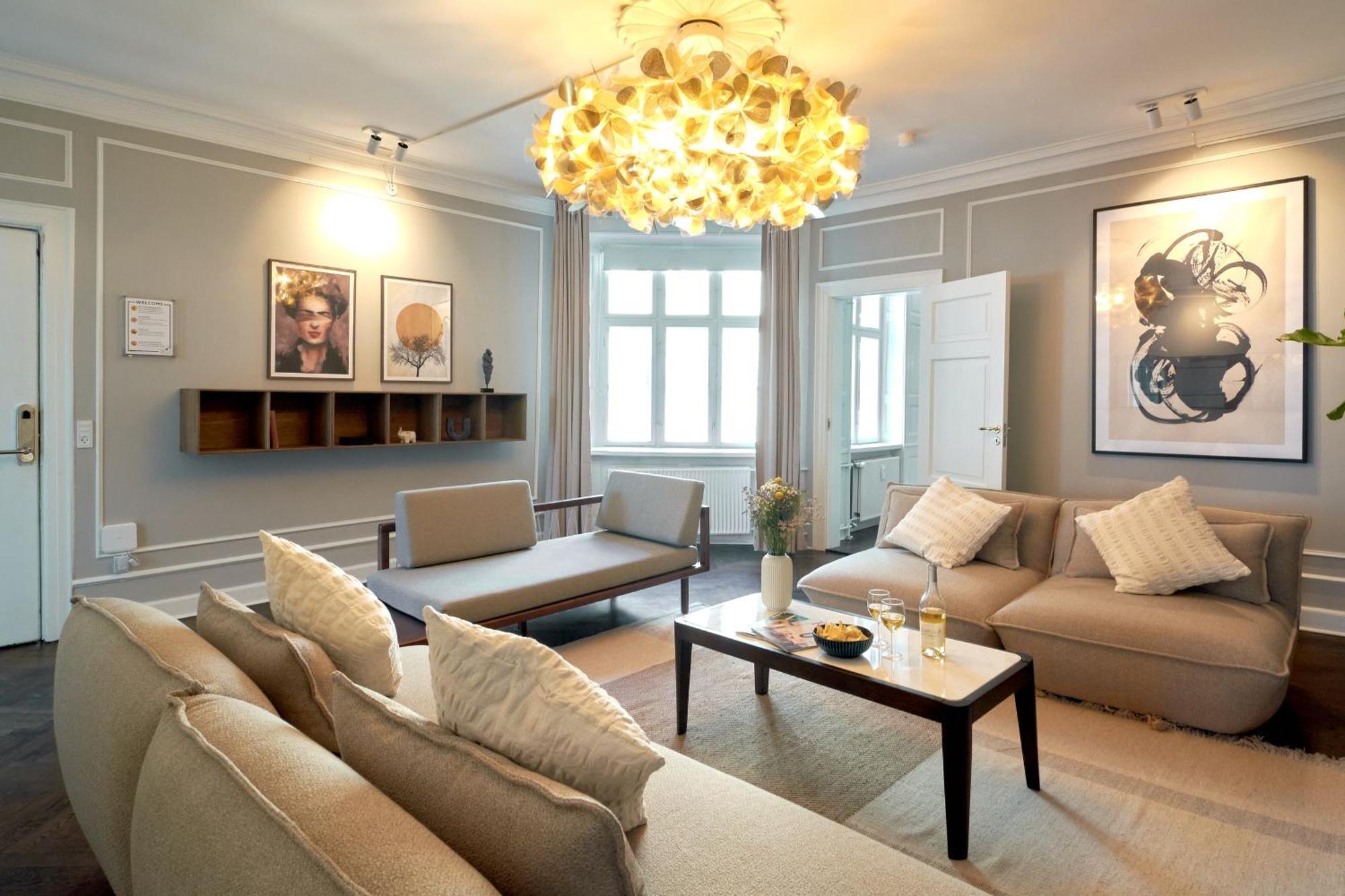 Large 4 Bedroom With Balcony & Bathtub In Cph City 코펜하겐 외부 사진